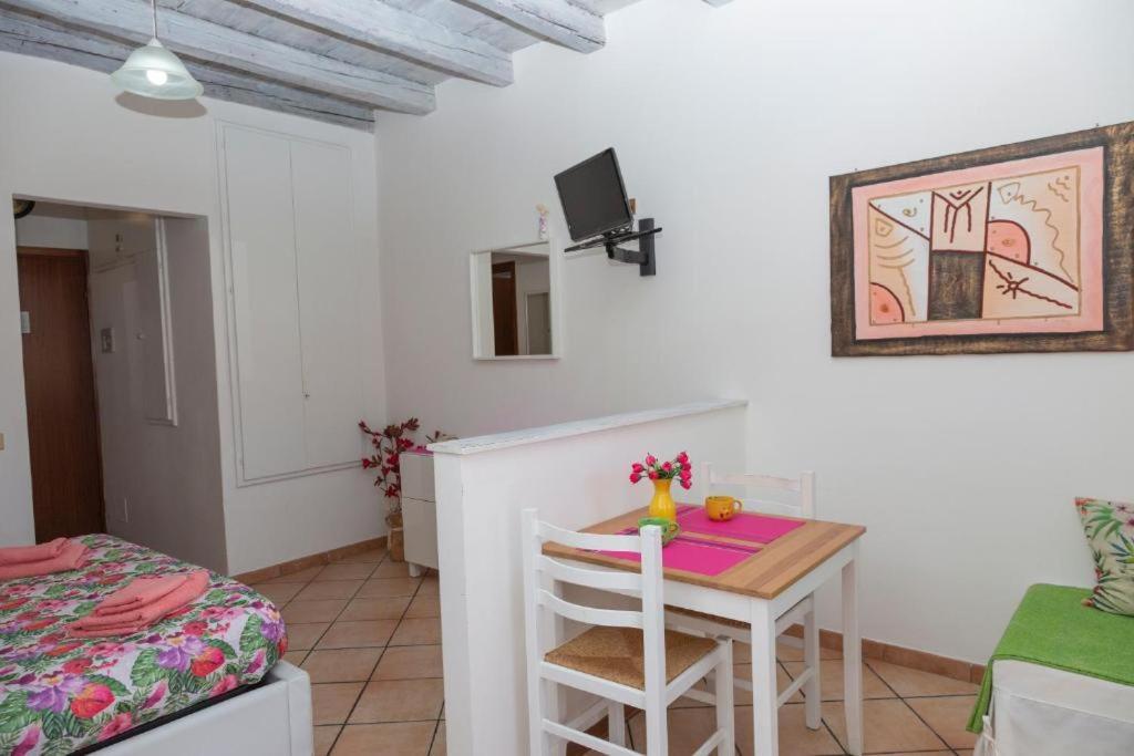 Ferienwohnung La Piazzetta Cefalù Exterior foto